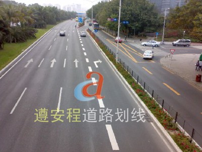 深圳热熔划线_深圳道路划线交通安全设施