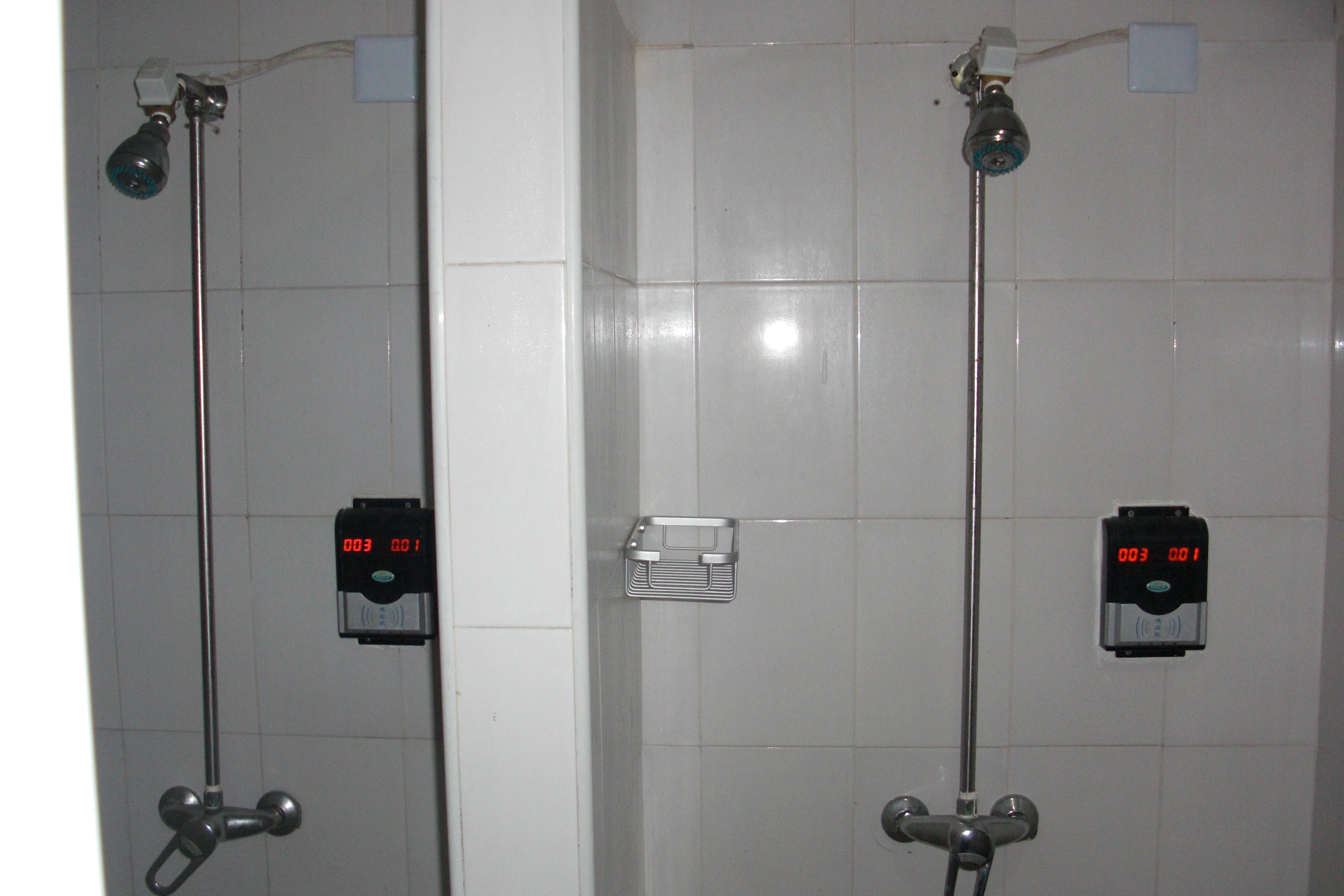 淋浴节水控制器、收费淋浴、刷卡淋浴、浴室工程、IC卡淋浴