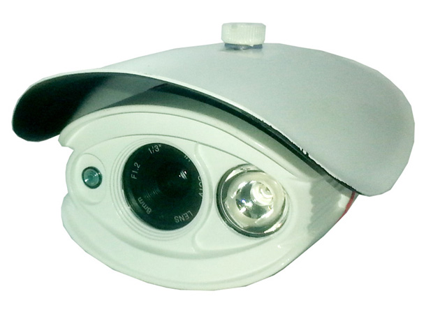 新型600TVL红外防水监控摄像机