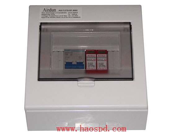 普通单相电源防雷箱