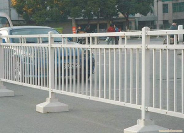 市政护栏 锌钢护栏 道路护栏