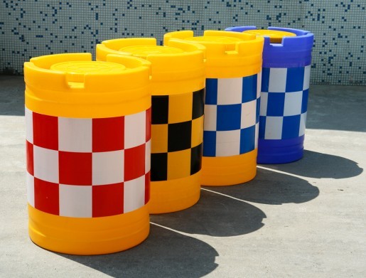 塑料防撞桶价格 反光防撞桶规格 滚塑防撞桶生产厂家 