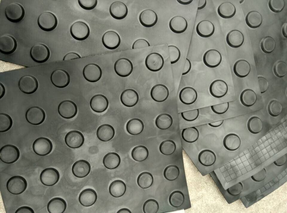 无锡市橡胶盲道砖生产厂家塑胶盲道砖销售