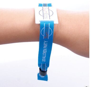 供应热转印LOGO Wrist Band RFID一次性涤纶织唛手腕带
