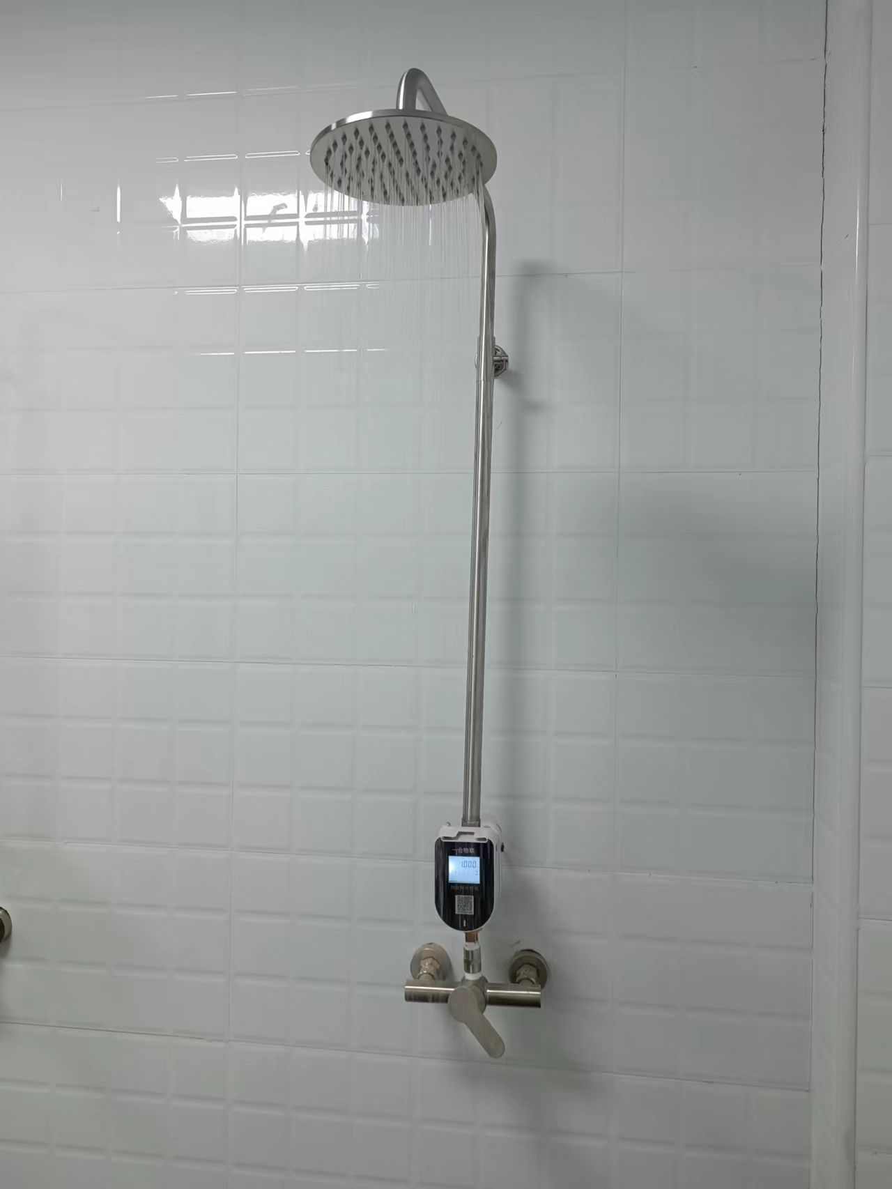 淋浴插卡水控系统，淋浴智能卡水控器，洗浴插卡水控器